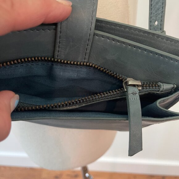 Free People Alley Leather Wallet in Lagoon NWOT - Picture 11 of 15